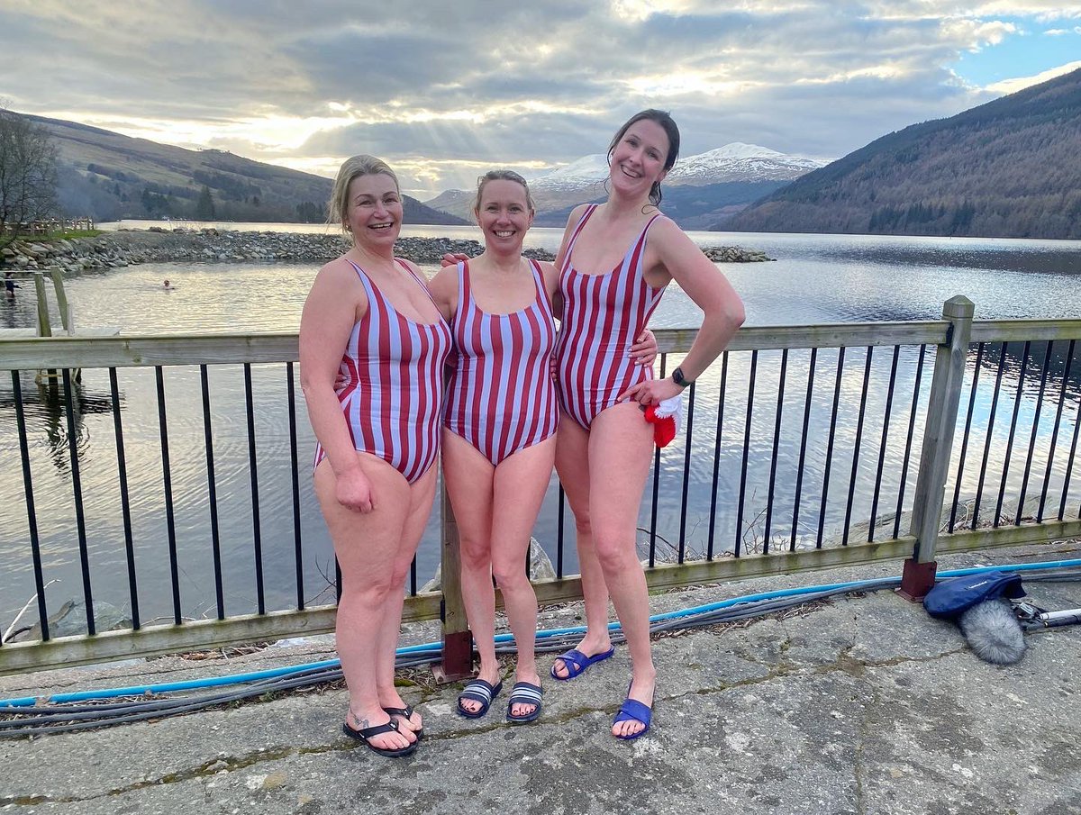 KtLeeArrowsmith's tweet photo. Perfect Saturday competing in Scottish Winter Swimming Championships with these awesome women. #openwaterswimming #swimbuddies #lovethecold #swimscotland #LochTay #ScottishWinterSwimmingChampionships @ScottishSwim @SwimWildUK https://t.co/hNbgmBu3Fl