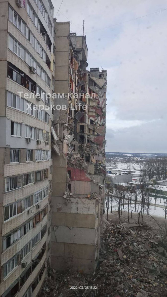 ReOlyaa's tweet photo. #ukraine #RussianUkrainianWar #belarusrussia #StopTheWar #PutinWarCrimes #withUkraine #HelpUkraine #kharkov #Kharkiv #HelpUkraine #ClosetheSkyoverUkraine https://t.co/L893kmCfyY