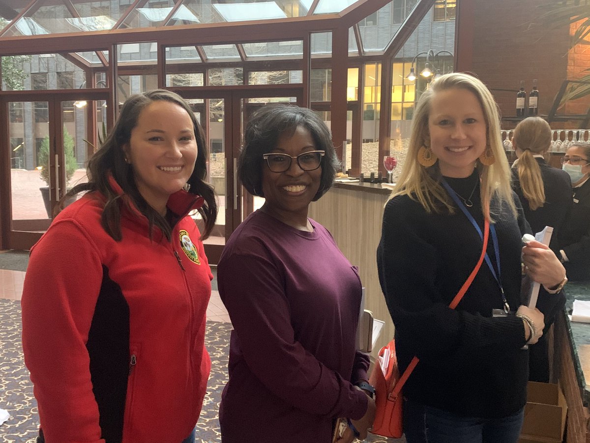 KeslingRocks's tweet photo. Our 3 amazing principals! @Lve2Lead1 @LifeofAReynolds @KingandQueenCo5 @cbcarterkandq @welv_va #WELV2022 https://t.co/2Rarv4vNrj