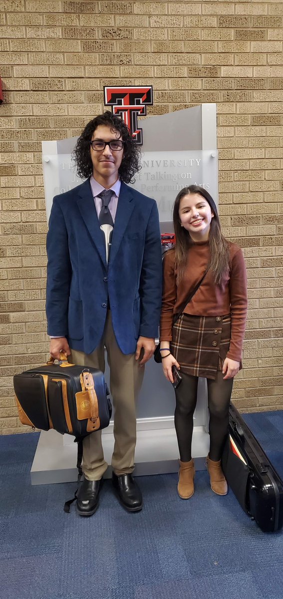 naomi_mad8's tweet photo. These two @MHspva Mariachi and @HSPVA Orchestra students just finished up their auditions to the Texas Tech School of Music! Super proud! #Will #Nicole #raisingmusicians #musiced #TTU 🎼🎻🎺 https://t.co/lXFYHxr3dR