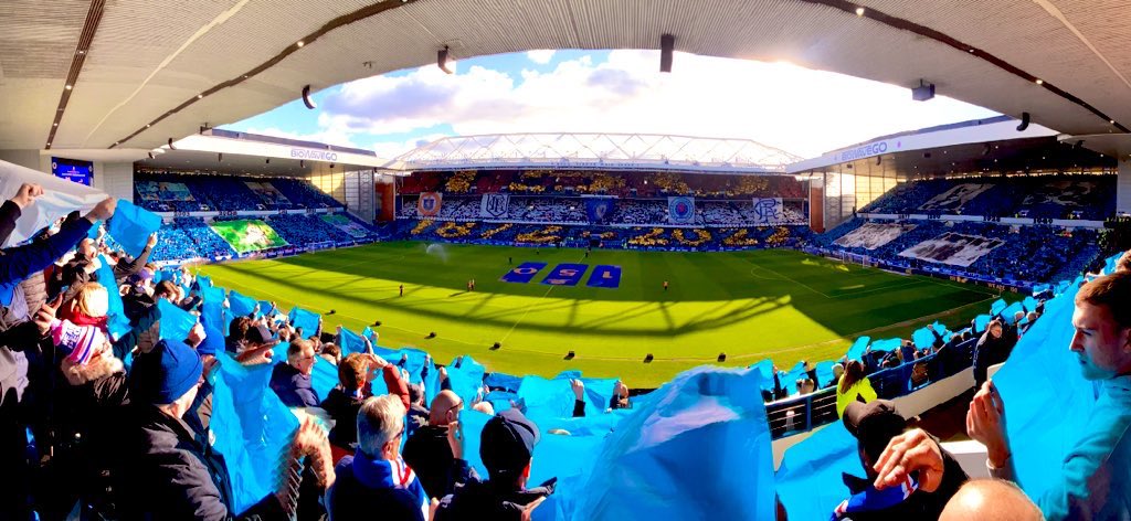 LP191987's tweet photo. @RangersFC 150th year 😅🔴⚪️🔵 https://t.co/YHJUYrAAeE