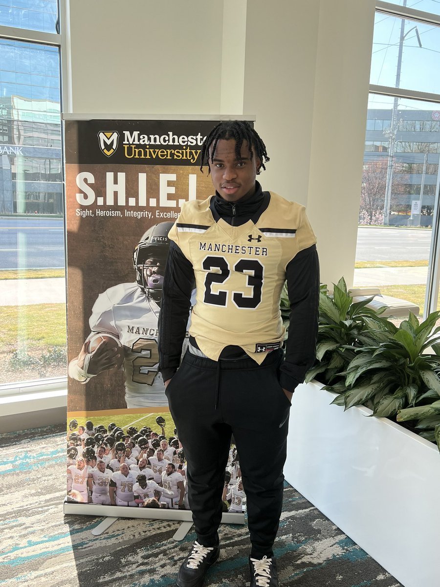 RjShumake's tweet photo. After a great conversation with Coach Hill at  Manchester University I am blessed to receive an offer.  Thank you so much for the opportunity to play a game I love. https://t.co/sEpo5UZyLN