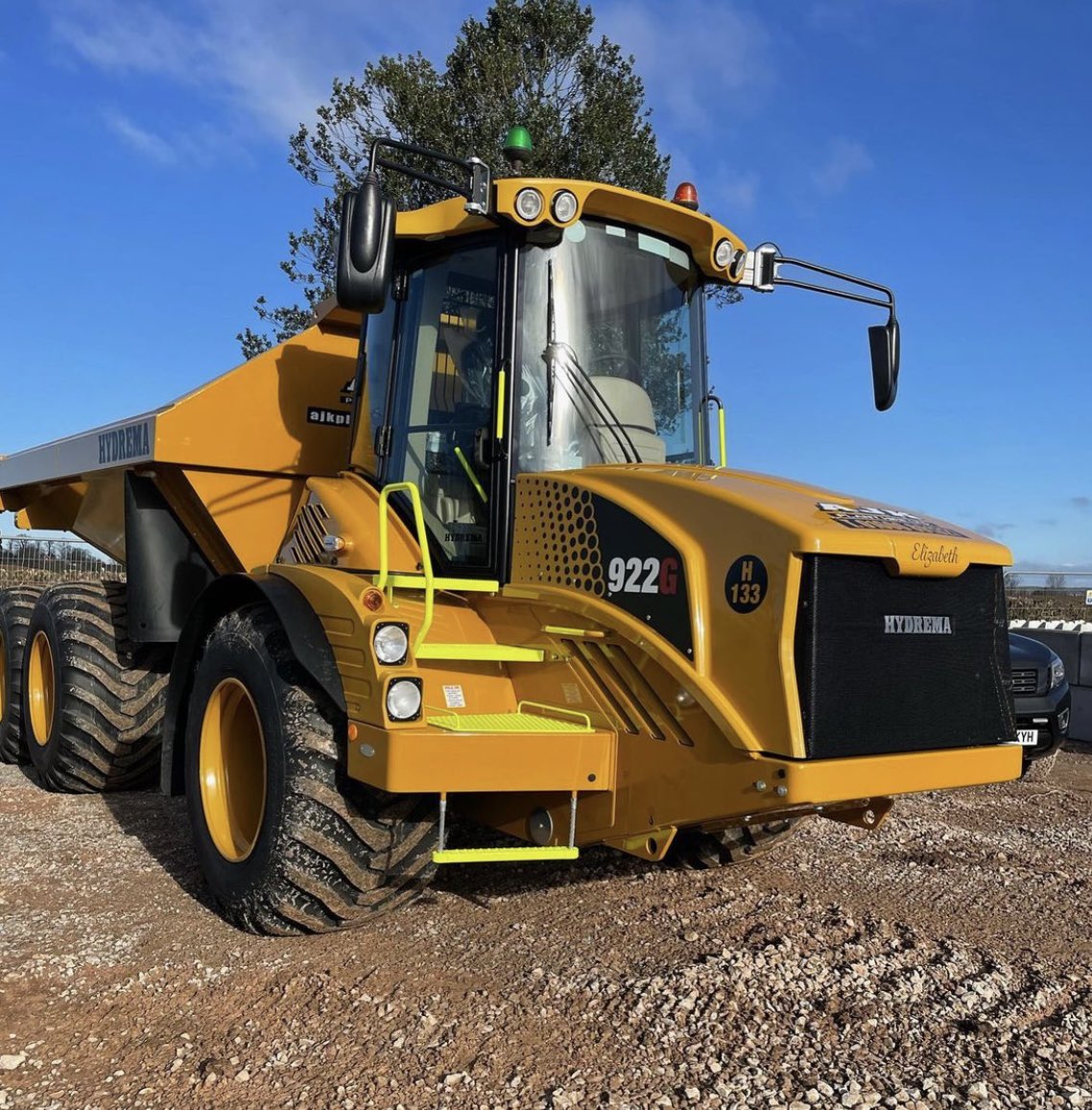 First job for the two newest members of the family delivered to <a href="/IngestreParkGC/">Ingestre Park GC</a> utilised by <a href="/PQuinnConLtd/">P Quinn Construction Limited</a> and under the watchful guidance of <a href="/MJAbbottLtd/">MJ Abbott Ltd</a> #sunsout #construction @HydremaUK <a href="/HydremaGroup/">Hydrema Group</a> #golfcourseconstruction #lgpmachineryspecialists #constructionequipment