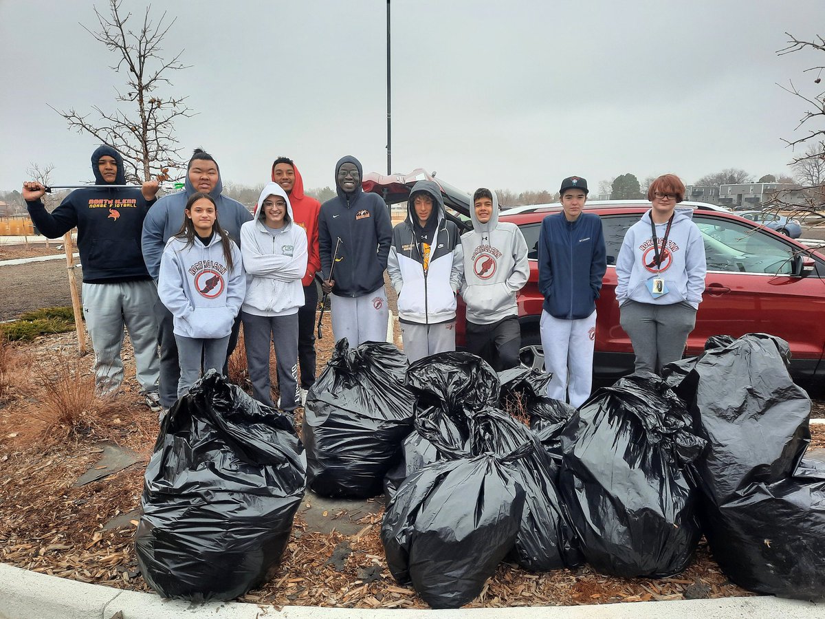 Cleaning up and giving back to our community! #norseproud #givingback #thegoodwork <a href="/5StarActivities/">Five Star Athletics & Activities</a> <a href="/NGHS_Athletics/">Northglenn Athletics</a>