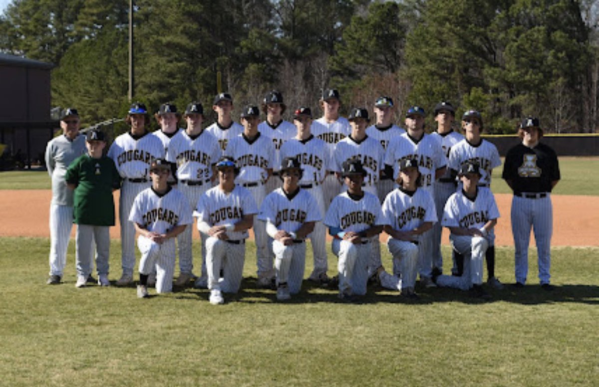 BaseballApex's tweet photo. 2022 JV BASEBALL @apexcougarclub @apexhsathletics https://t.co/7ozT5jFbl5