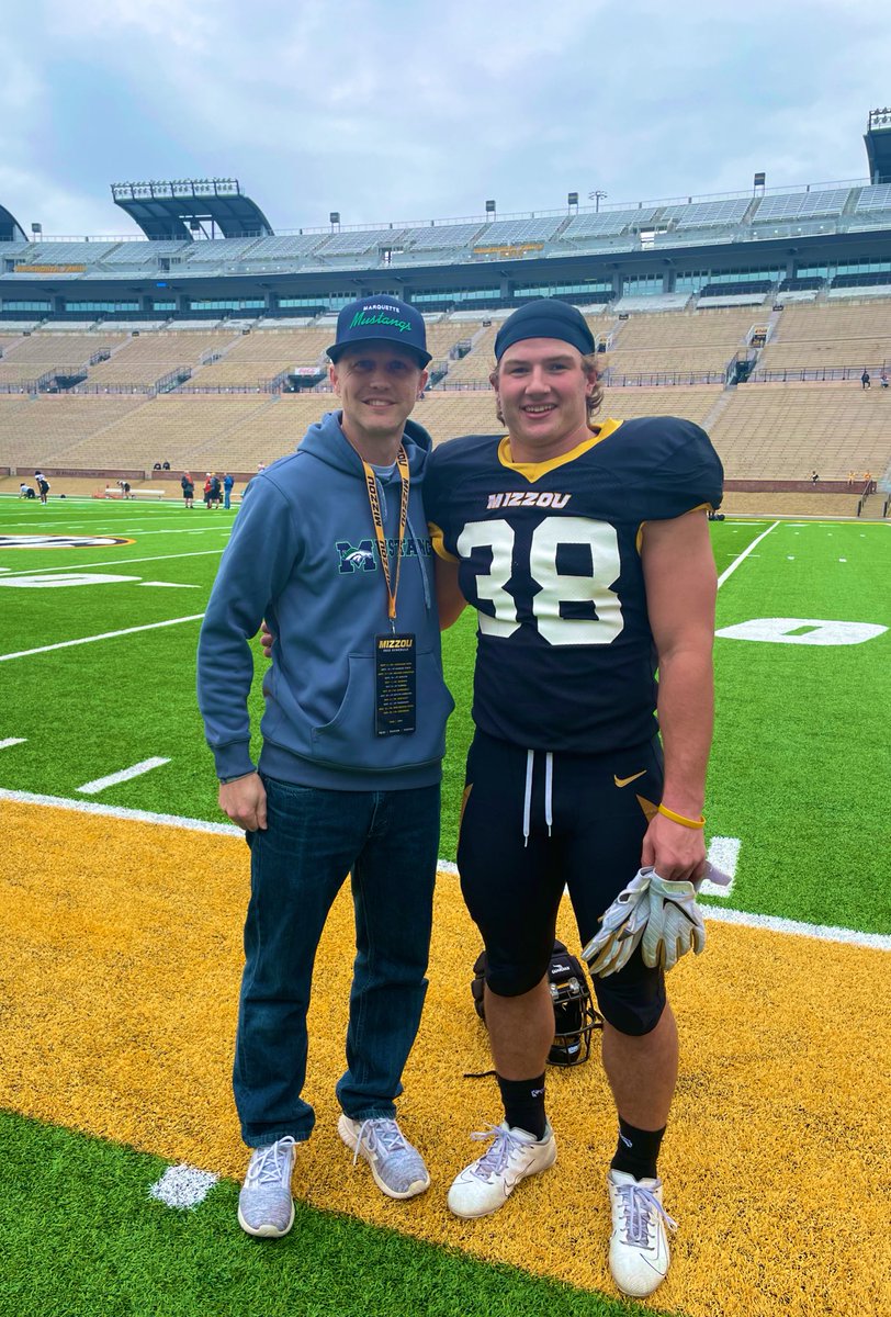 mhs_stewart's tweet photo. Great to see @BubbaKreh10 putting in some work today! https://t.co/07eXxryz6g