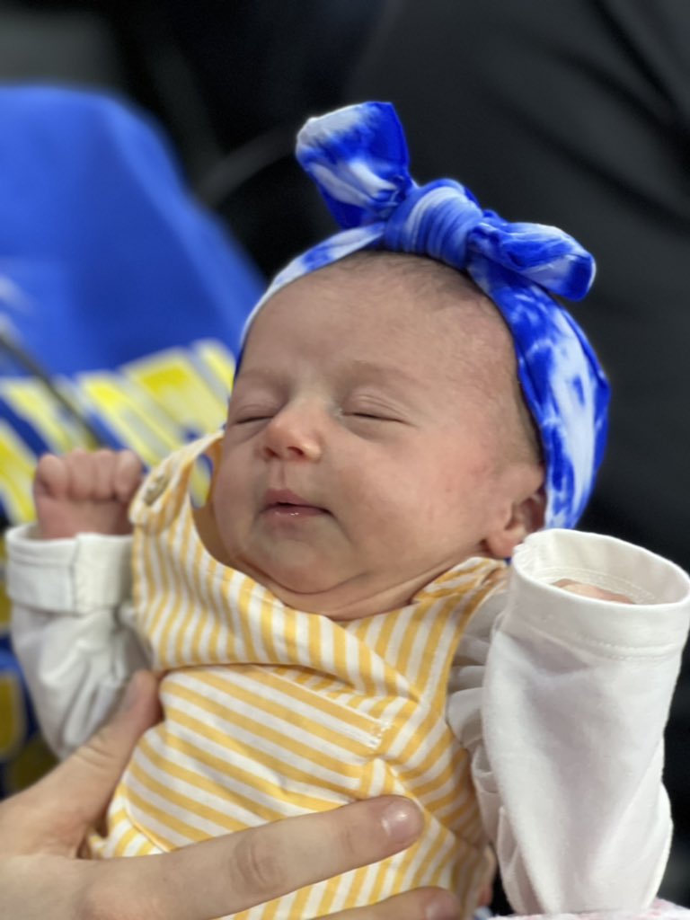 IceBorg's tweet photo. First @GoJacksWBB thrilled the crowd then they put them to sleep.  Easy breezy win to open Summit Tournament play. #March2TheSummit https://t.co/Opaw2Ym7qb