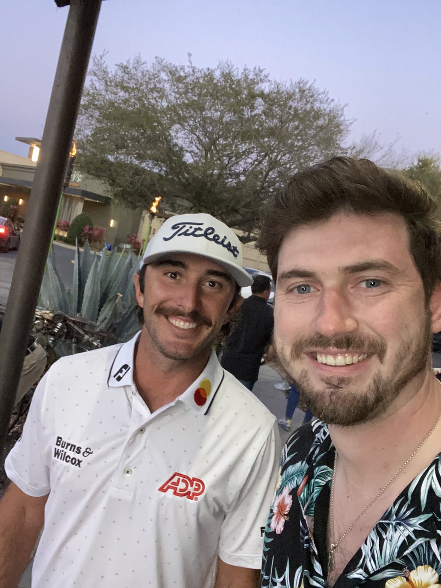 An Ace after meeting me randomly in Orlando? Absolutely not a coincidence @maxhoma23