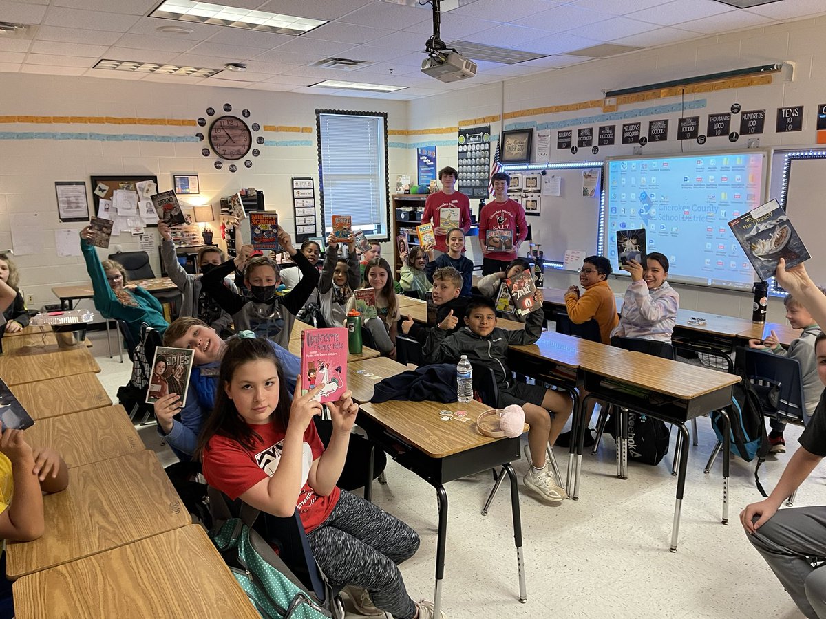 evanseinsteins's tweet photo. Pretty awesome that these SALT students from Cherokee High School came to Hasty to read to our students! They had a captivated fifth grade audience!  #welovetoread @CherokeeSchools @Beth_Coryell @MRegan0123 @SandiHarrison22 https://t.co/dF2CEBC6qU