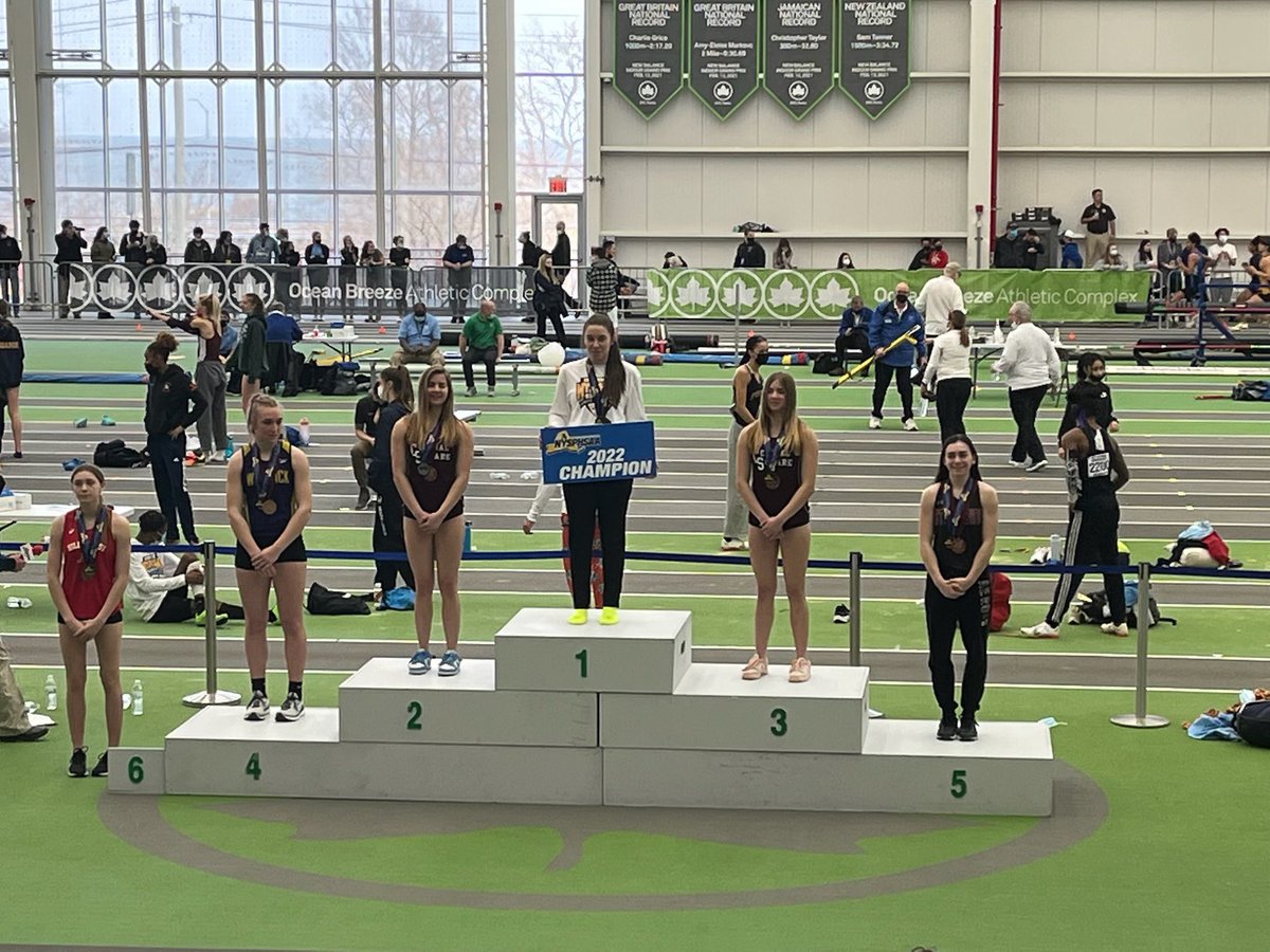 HiltonCadets's tweet photo. Congratulations to our @NYSPHSAA Indoor Track State Champ for the Pole Vault Laura Reigle! @HiltonTrack #Represent #GoCadets https://t.co/jitn6JsAE0