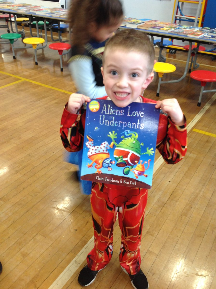 PrimaryRidgeway's tweet photo. Rose class loved taking part in the book swap for world book day! Look at those happy faces. #roseclass #WorldBookDay #bookswap https://t.co/2F8wNNzeMD