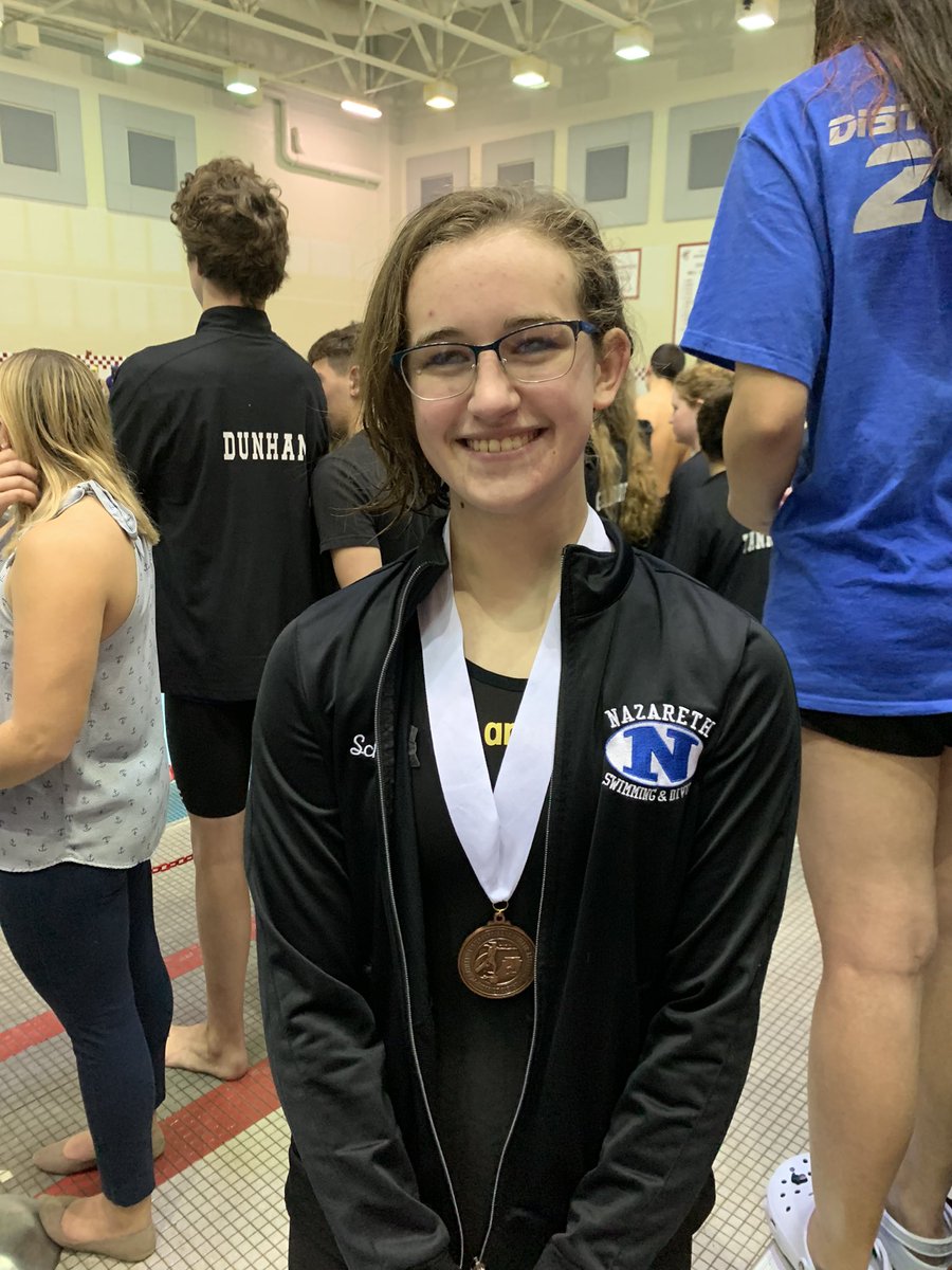 👏🏻🔵⚪️🦅🏊🏻‍♀️ Congratulations to <a href="/NazSwim/">Nazareth Swimming</a> Jillian Kingsley the 🥉 medalist in the District XI Girls’ 3A 100 Yard Freestyle‼️‼️