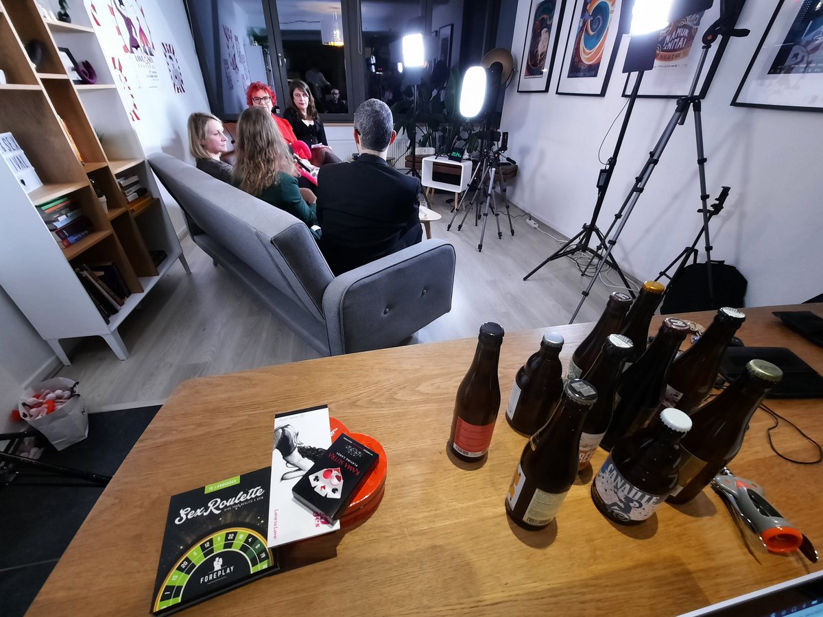 Having fun ! Soirée sexy sexo ! <a href="/LoveSexProject/">Love & Sex Project</a>