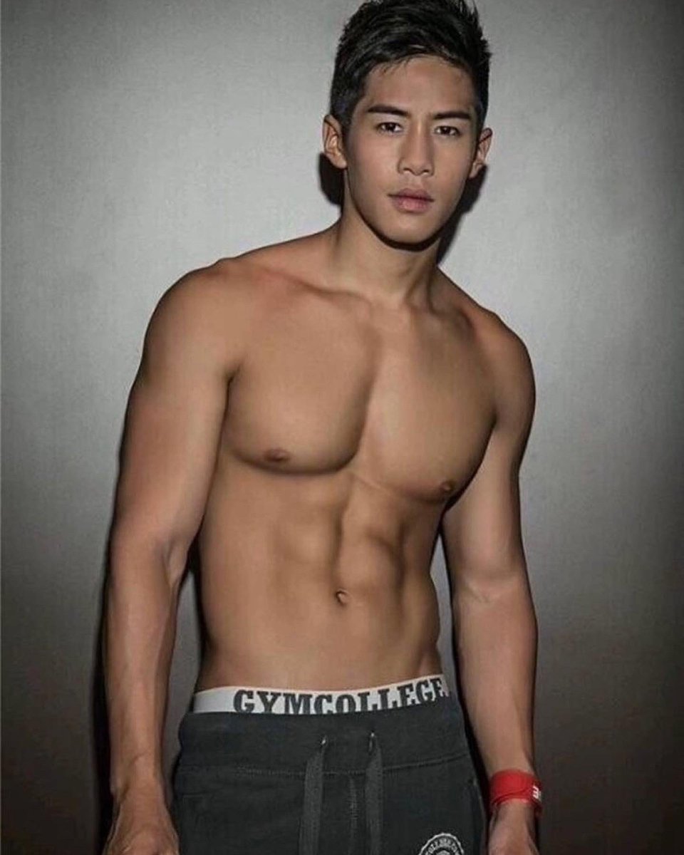 hero_spa's tweet photo. Manhattan NO1 men Spa 5boy day come to 300 W 56th St 2fl New York NY 10019 call 5859996656 or 9295079977 https://t.co/JJbc8crRJo