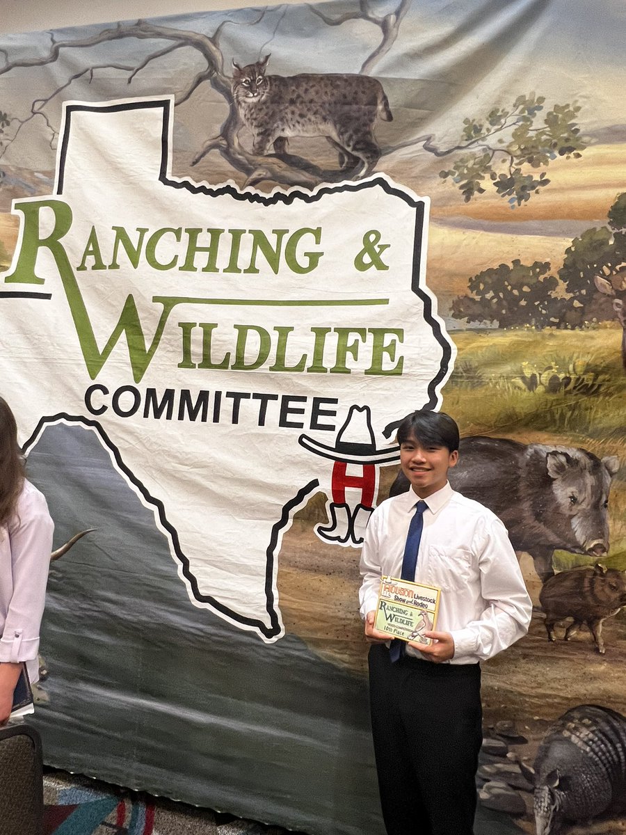 cypressparkffa's tweet photo. CONGRATULATIONS SUSAN AND PHU!!! Susan won 1st place in the video competition and Phu won 10th place!! They won a combined total of  $5700!!!!!!! Cypress Park also won 1st place in with most entries! https://t.co/3oFLmVkw16