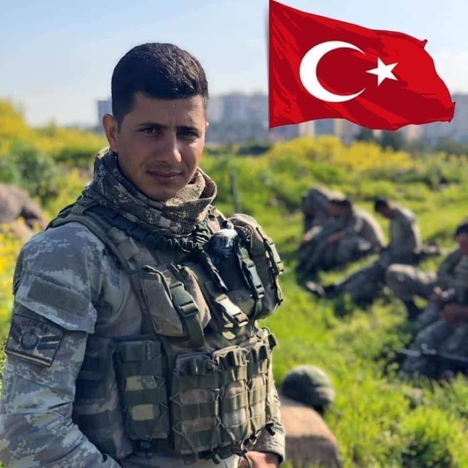 5 Mart 2020 tarihinde İdlib’te Şehit düşen Iğdır'lı hemşehrimiz P.Uzm. Çvş. Fatih Kara’yı şehadetinin  yıl dönümünde rahmet ve minnetle anıyoruz.🇹🇷🇹🇷🇹🇷
Ruhu şâd, mekânı cennet olsun. 
Ali Arslan
Türk Eğitim Sen İl Başkanı