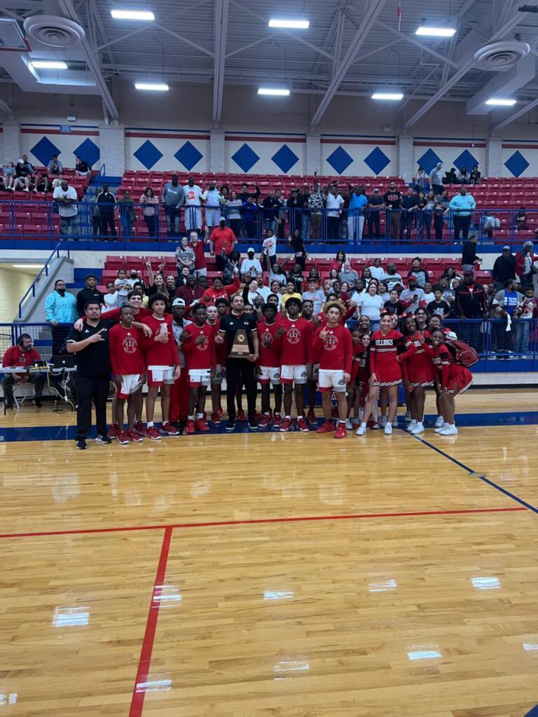 State Bound <a href="/HitchcockBball/">Hitchcock Bulldogs Varsity Basketball</a> 

🤘🏻🔴🏀