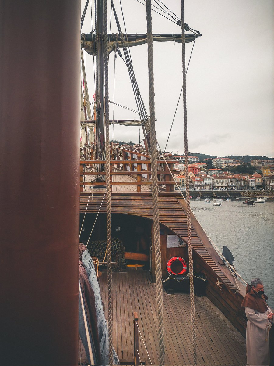 loves_galicia's tweet image. Aproveita e visita a #naosantamaria no porto de #baiona se vas a festa de #arribada
Feita con madeira de #cantabria e botada no ano 1460 😉
#loves_galicia #turismoengalicia #festasgalegas #galicia #galiciamaxica