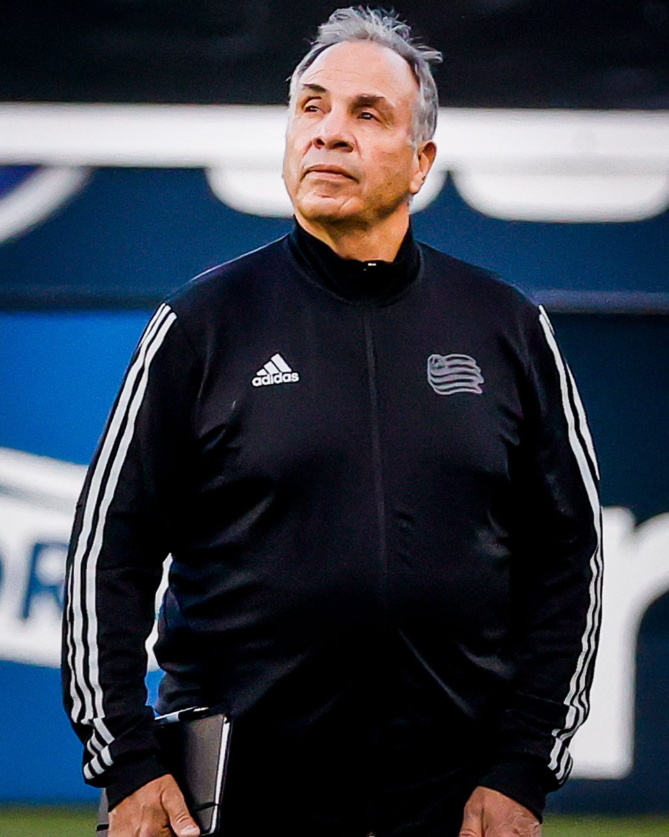brfootball's tweet photo. 2️⃣4️⃣1️⃣ wins

Bruce Arena becomes the winningest coach in MLS history with @NERevolution’s 1-0 win today 👏 https://t.co/isIxgCOeeN