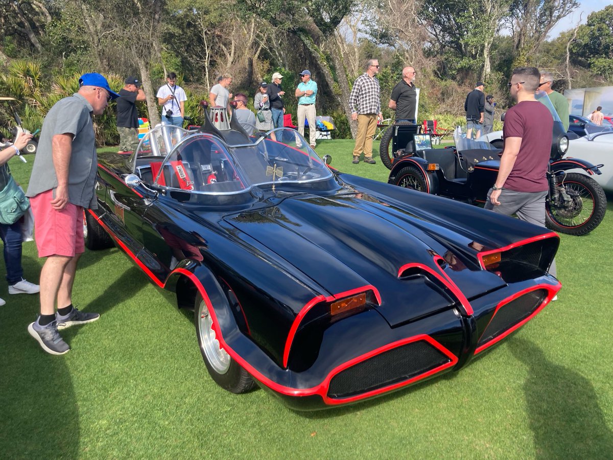 TAutoverse's tweet photo. One more magnificent day at @AmeliaConcours tomorrow - and then, @sxsw you're up next :)

#Popup #IRL #web3 #NFT #cars #utility 
@SXUnofficial @sxswparty @ATXDAO  @austin360 

https://t.co/WPNh1UZRaK https://t.co/3nnCGSUxNf