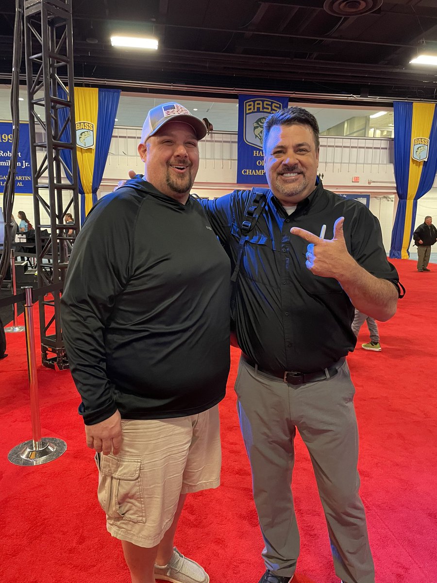 lisabaute's tweet photo. So great to see so many amazing anglers at the #BassmasterClassic @mike_Iaconelli @MarkZonaFishing https://t.co/xpez854coM