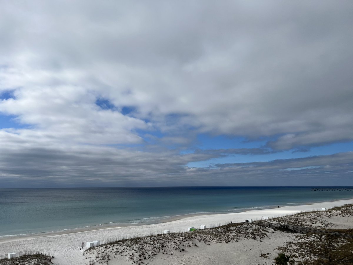 DBvinal's tweet image. This place looks amazing. I will be back, someday soon. @EnjoyPcolaBeach #beachlife