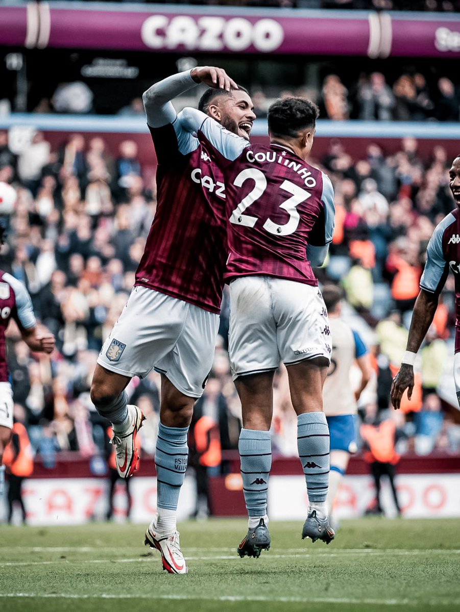 dgoficial's tweet photo. Muito feliz pela partida que nossa equipe fez, vamos continuar nessa pegada! @avfcofficial 
Made in Vasco da gama 👊🏾❤️ https://t.co/fVfM34l8Pf