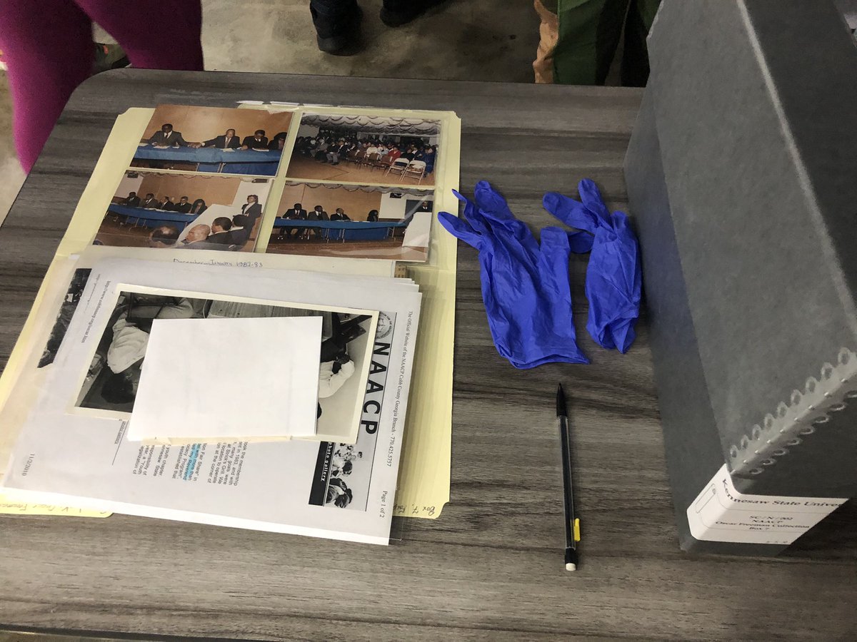 JoyEllenW's tweet photo. The Atlanta Black Archives Alliance is at it again! I spent my Saturday morning with some of my favorite archivists. We made a community presentation about preserving Black archives and had an awesome time. #archives #Atlanta #Blackarchivists https://t.co/VqDbxt2kLs