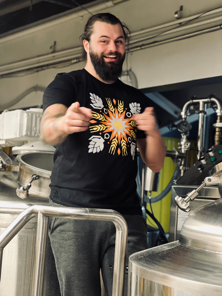 4by4Galloway's tweet photo. Wearing smooth while brewing smooth and & looking smooth! 🔥🍺
Have you snagged one of our branded Smooth Criminal - Double Dry Hopped Double IPA Shirts yet?!
Get them now before they run out - $25.
#smoothcriminal #beermerch #brewerymerch #beergear #smooth #doubledryhopped https://t.co/l1deIoa9vU