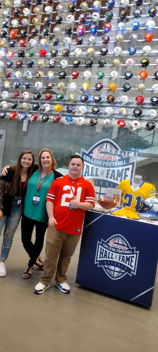 MariCoxYCSD's tweet photo. EPIC Day at the College Football Hall of Fame🏈
  So honored to have the memorabilia of my Historic moment on Exhibit!

@CadenCox21
@Coach_Cox49
 #wherescadencox
#collegefootballhalloffame
#inclusion  #hockingcollege   #downsyndrome #inclusionmatters #acceptance 

#collegelife https://t.co/jmcEEwiNYi