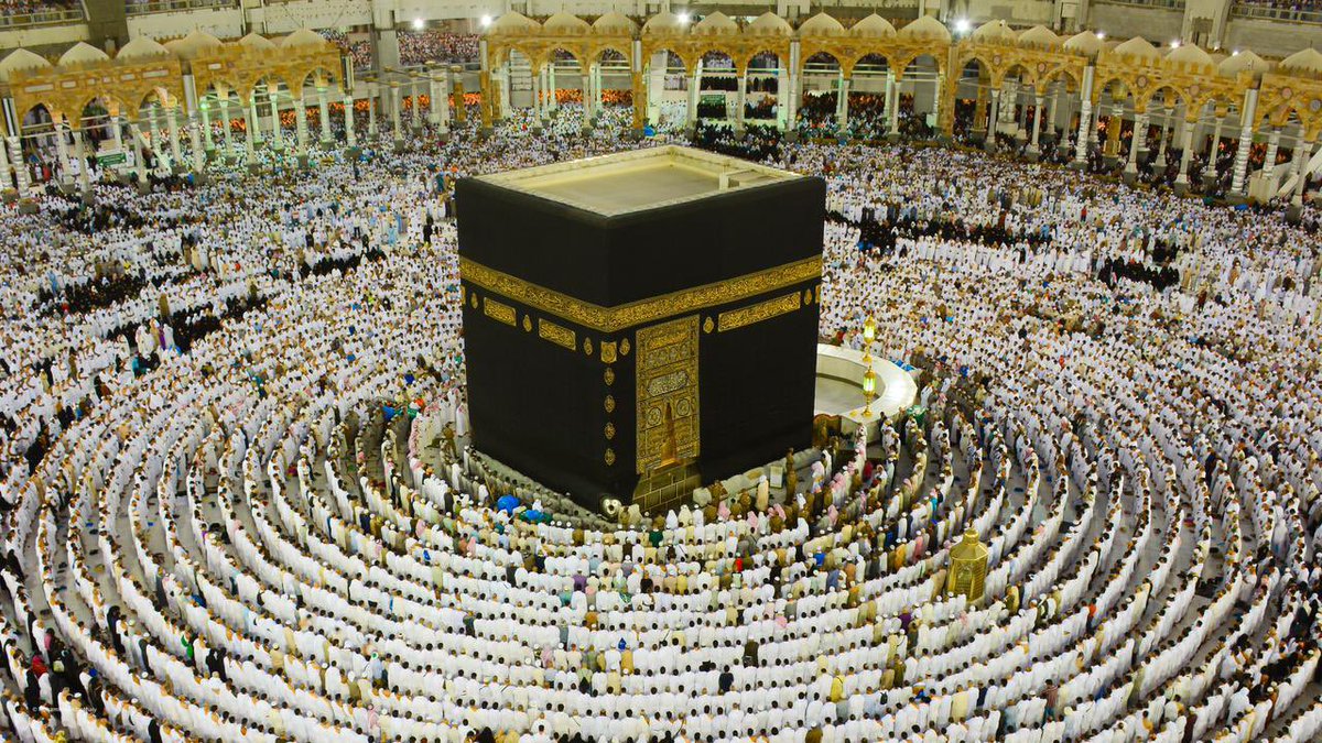 makkahregion's tweet image. 😍🕋
بعد ساعات ..
( استووا .. اعتدلوا .. تراصوا .. سدوا الخلل ).