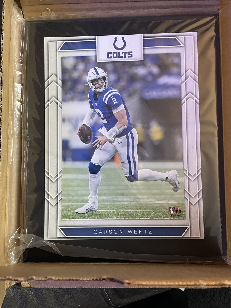 RickStevens63's tweet photo. Hey @GioThePodcaster I told you I had a few things for your Fan Room. Here are just a couple. #WaitTheresMore ! Hope to see you soon! #NoHurry Glad yโall are enjoying Indy!!
@ShannonAlgarin https://t.co/DjKBAgQ5Vt