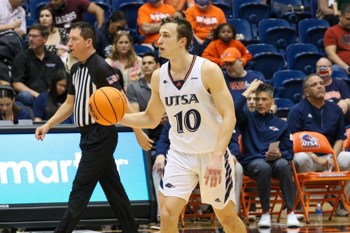 JoeAleman's tweet photo. #birdsup @utsambb @utsapom  @utsasosa https://t.co/sXfaURLN2r