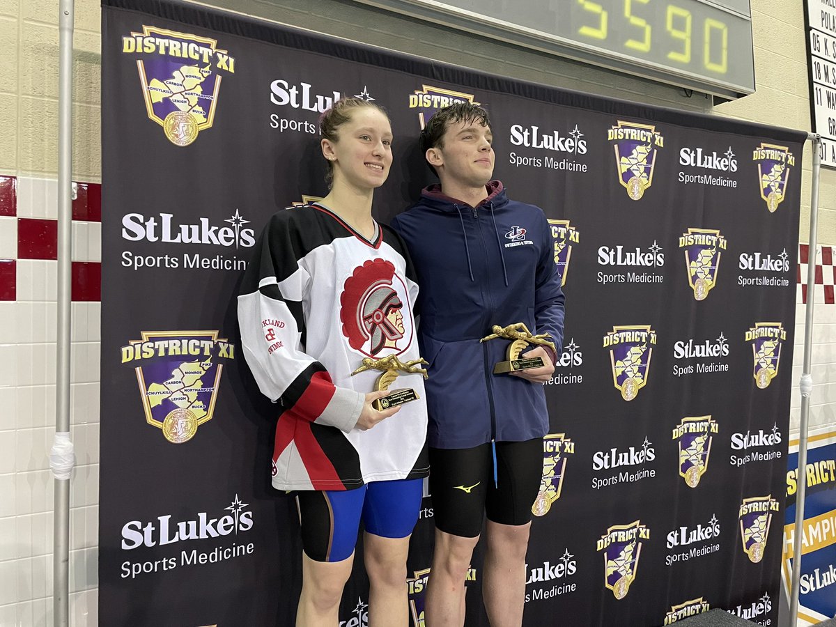 Congratulations to Parkland senior Kayla Johnson and Liberty senior Patrick Gilhool on winning the Eastern PA Conference Outstanding Swimmer award!! @D11Sports @phspoolpak @ParklandAthlet1 @parklandtrojans @LibertyHigh @LIBERTYATHCLUB