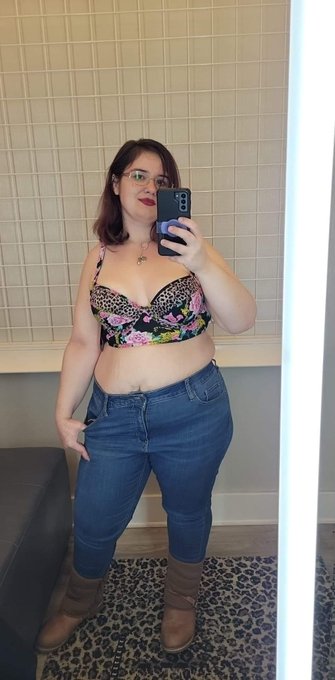 Should I get it? 😜 https://t.co/bN0Uaz6Jq9