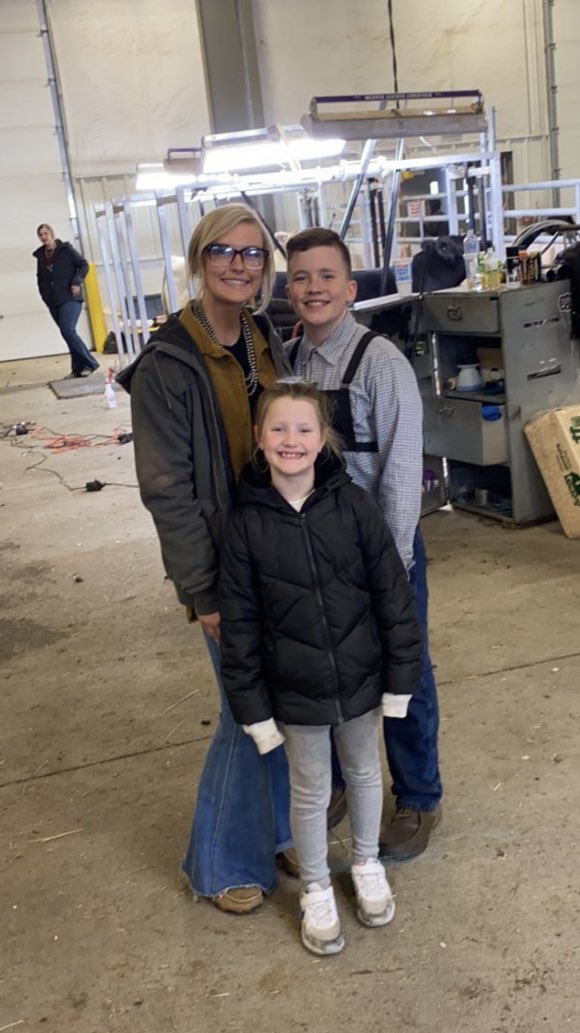 BilleterDerek's tweet photo. Show day in Grand Island!! https://t.co/EuYMiQplbC