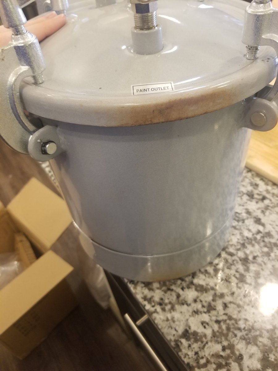 JupiterPlays's tweet photo. @HarborFreight This is the condition my "new" pressure pot came in. Any thoughts as to why it looks very used and in poor condition? https://t.co/bjH8ZvyHmA