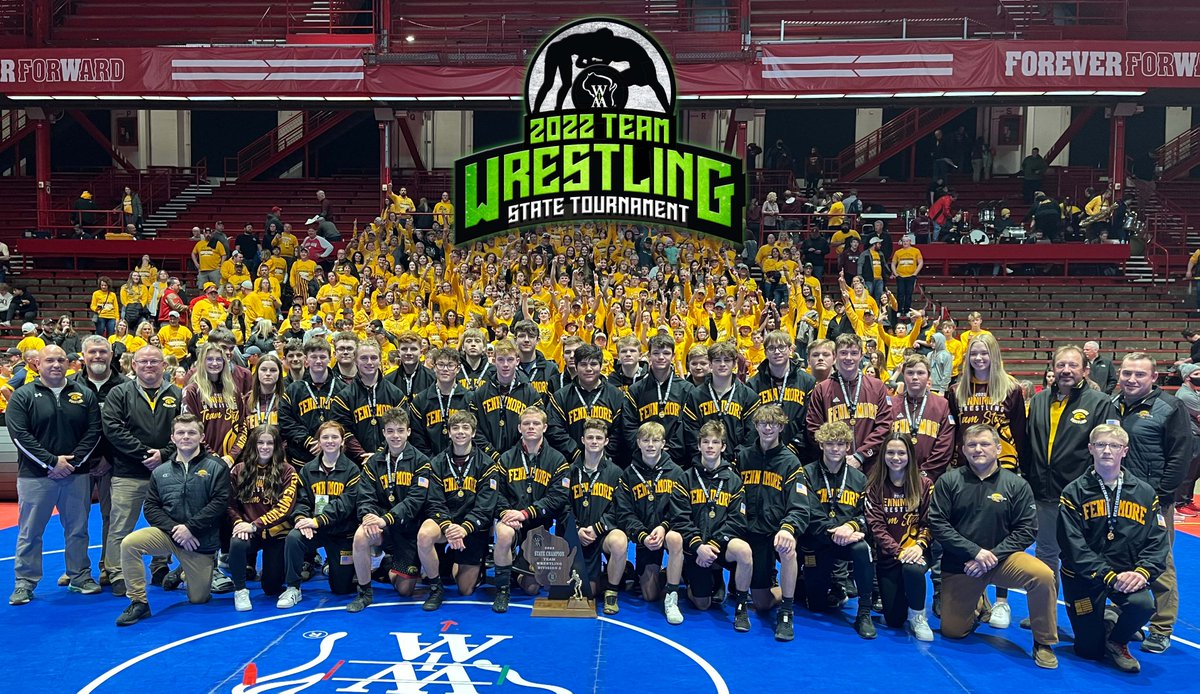 wiaawistate's tweet photo. Congratulations to Fennimore, the 2022 WIAA D3 Wrestling Team State Champions! 🎉 🏆🤼‍♂️ 

They defeated St. Croix Falls in the semifinals this morning  &amp; top-seeded Coleman in the championship this afternoon.  #wiaawr #statechamps https://t.co/lrxZCMk8hV