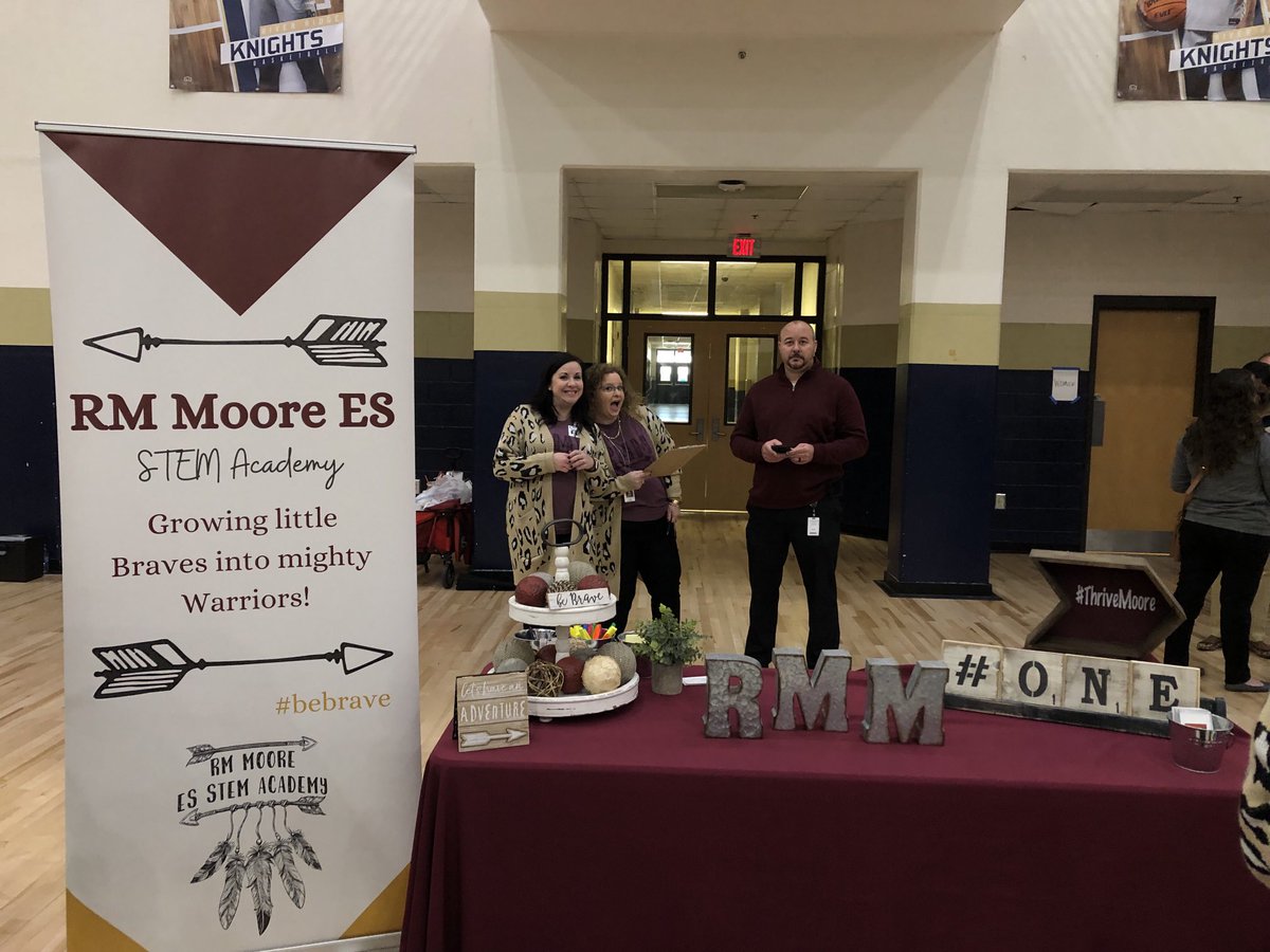 Mrs. Wells tweet media