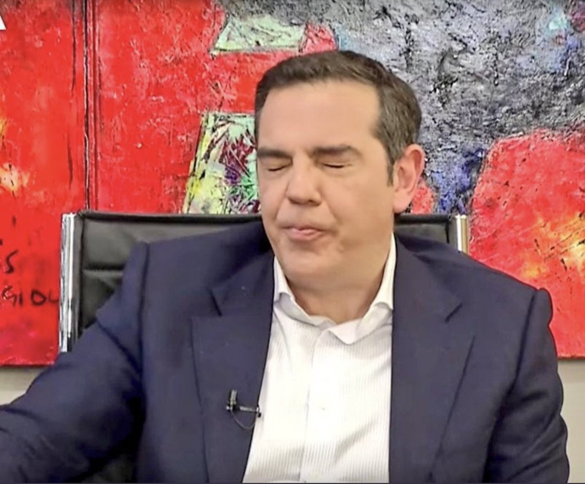 peristeraRa's tweet photo. Ποιος είναι ο παραγωγός Jack #Hanick που έφτιαξε την Hellas Net και όρισε διευθυντή τον Κώστα Βαξεβανη και έχει συλληφθεί 🥃?
Πππππππππποιός ειππππππππατε https://t.co/wd1AeOfHo8