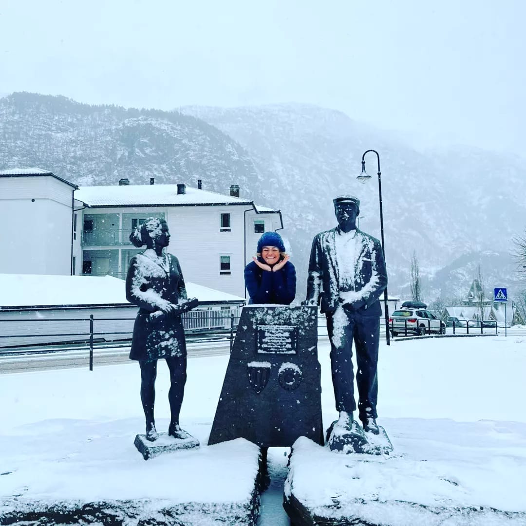 clorinda_ferral's tweet photo. Si visitas la Fábrica de suéteres en Dale,Norway, tienes que ir al centro de la ciudad! Un pueblo hermoso y aunque había tormenta de nieve, no impidió salir a caminar! #beutifulplace #snowstorm #amonorway #familytime ❤🤩💯❄🇧🇻🫂🧥🧦🥾🧣# https://t.co/hDYQpEHbel