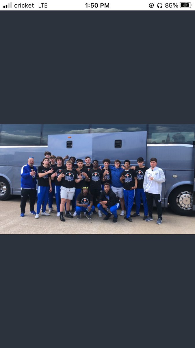 DJRockwell4's tweet photo. Had a great season, thanks to all of beckville for letting me come in and being apart of y’all family 💙 much love to y’all @TimEnder3 @Beckville_Sport https://t.co/RwXKCIhp5l