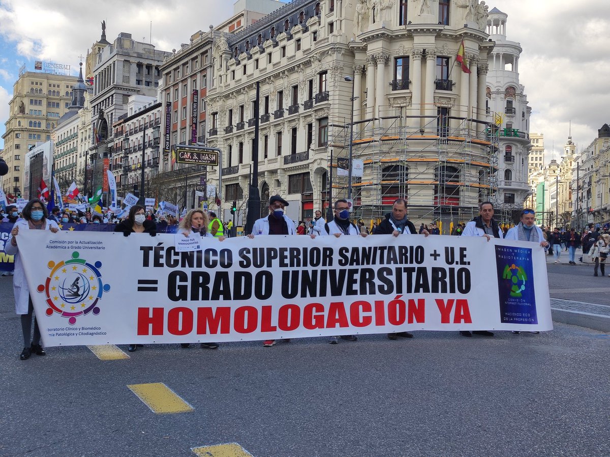 mariajmiren's tweet photo. Gracias a todos
los que se han dejado la piel,
las horas de sueño y empeño,
porque han hecho posible
q la manifestación en Madrid #5mTSSMadrid fuese un éxito.
#JuntosSomosMás
#yoestuveallíTSS
#OrgulloTSS
#HomologaciónYA https://t.co/c9TIamzNkX