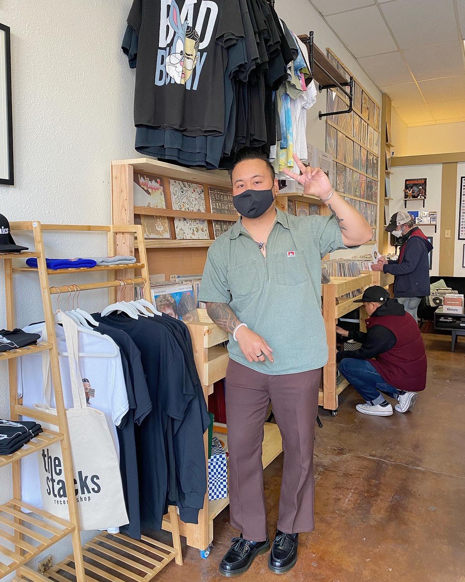 romarskiiii's tweet photo. stop by the Stacks Record shop in downtown Hayward!! Brought 40+ music pieces for the first collection! We will be hosting a vintage market event next Friday evening❤️ Stay tuned‼️ https://t.co/cJb0hRDZS9