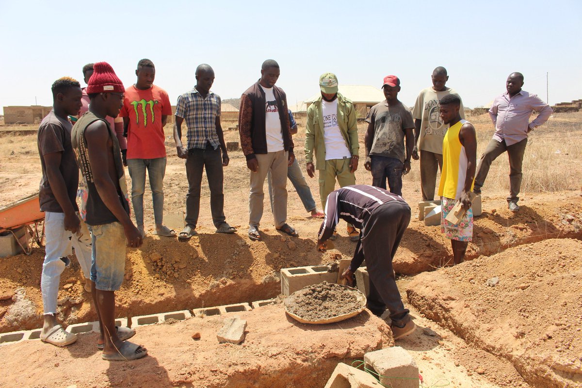 MartinBassey_'s tweet photo. Foundation laying for Rangarasang School Building Project: a construction of 3 Classrooms Block for LEA Pri. Sch., Rangarasang, #Jos Plateau State. This is my personal @officialnyscng #cdsproject in collaboration with Rangarasang Community Dev. Association. #LeaveNoOneBehind https://t.co/9jmpIFHS5R