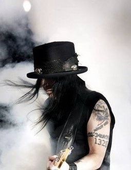 GMarsMars's tweet photo. 🎸🖤
@mrmickmars https://t.co/jNZpYAqXul