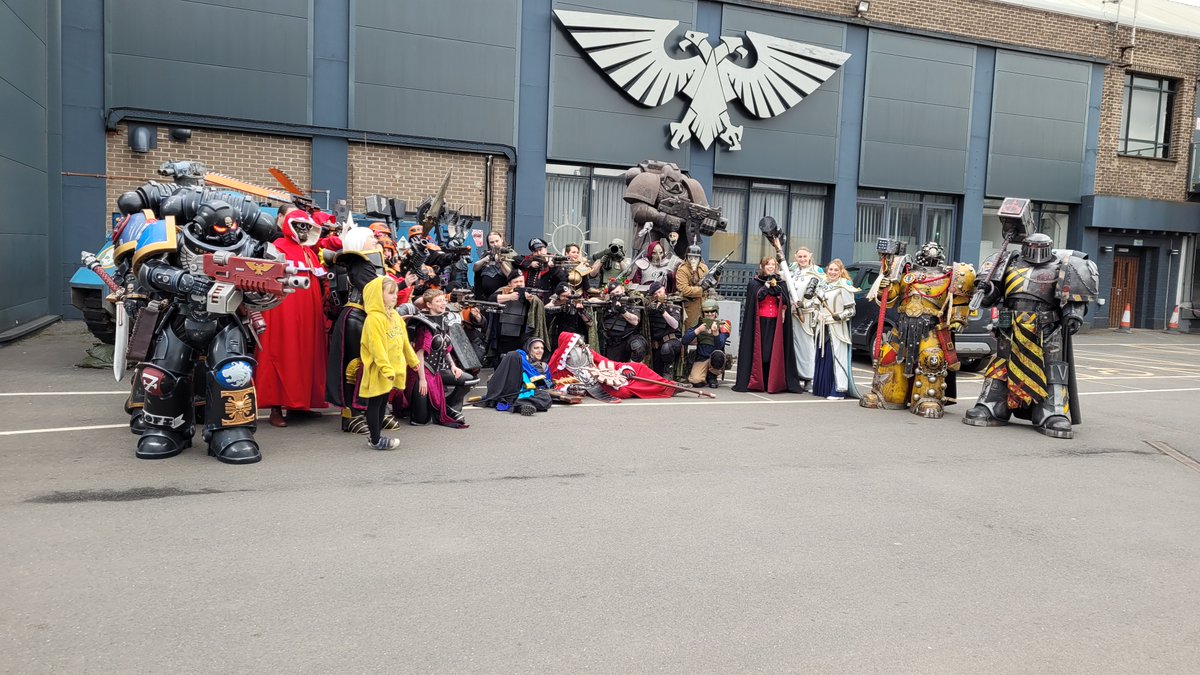 KnoxsWorkshop's tweet photo. Had a good time at the Warhammer World 25th Anniversary, first outing for the Primaris Marines went well!
#cosplay #gamesworkshop #warhammercommunity #warmongers #polyprops #hexflex #spacemarines #deathwatch #paintingwarhammer https://t.co/RpsGDHhVm7