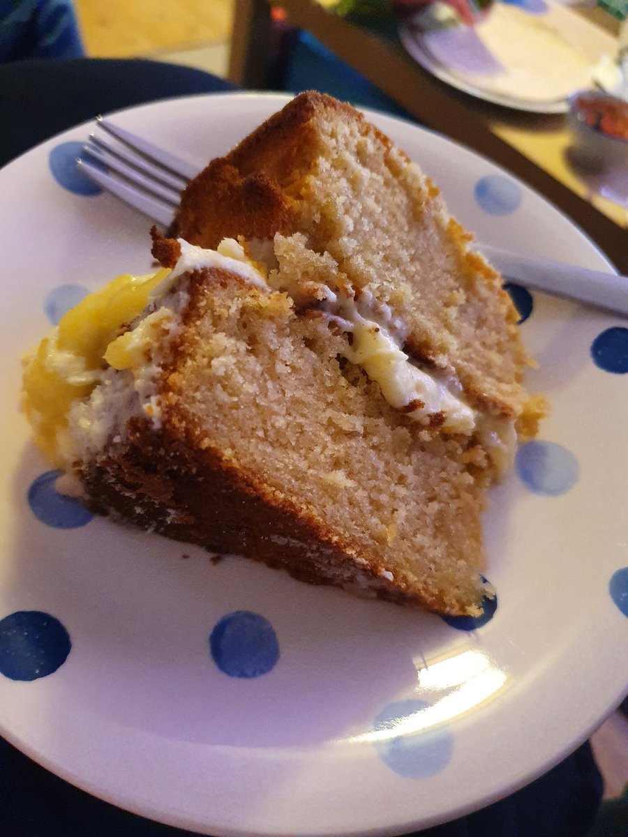 MissSpencerDT's tweet photo. Lesson planning procrastination.... lemon sponge, filled with fresh lemon curd and buttercream
#procrastibake https://t.co/yBHGiNoXFG