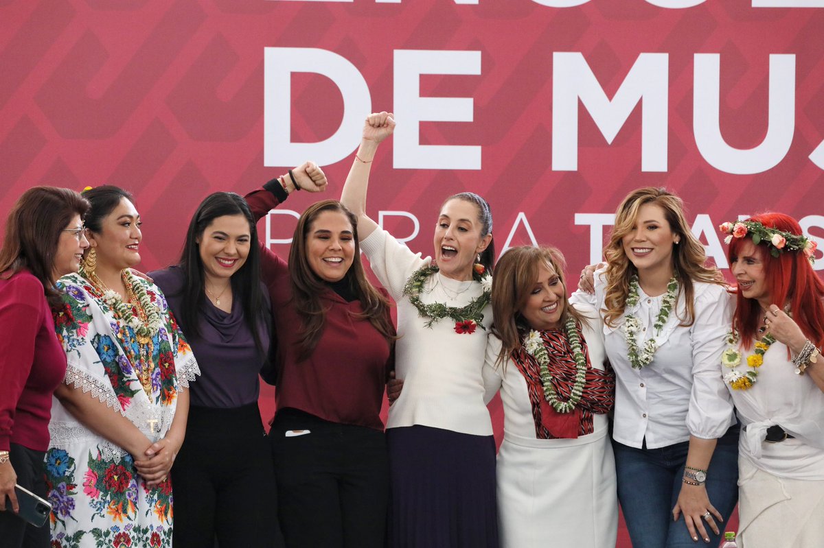 MaraLezama's tweet photo. La fuerza de la transformación está en las mujeres. Como gobernantes asumimos un verdadero compromiso con todas ellas. Trabajando unidas, lograremos un #México más justo. 🇲🇽 #Mujeres4T https://t.co/C63rhKcDfg