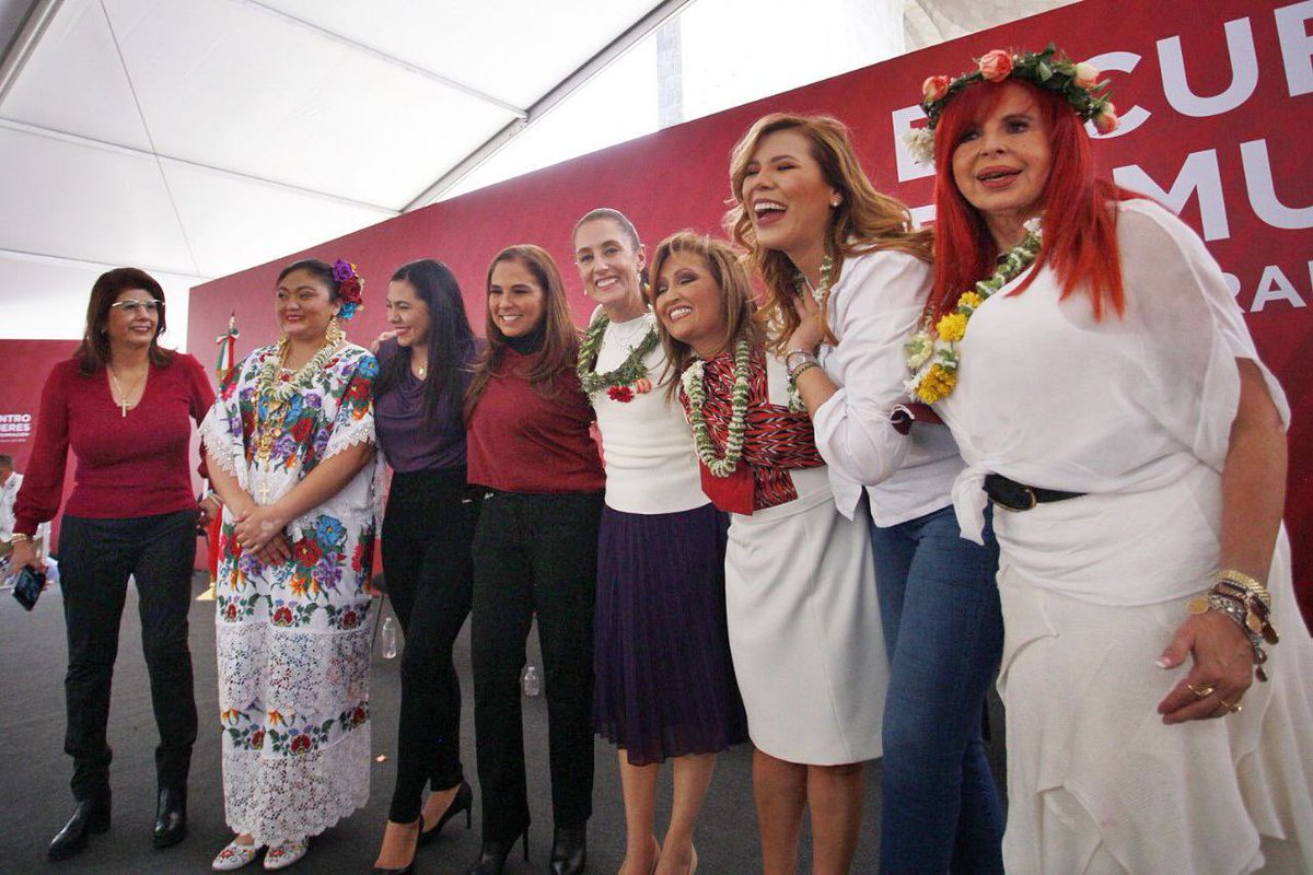 MaraLezama's tweet photo. La fuerza de la transformación está en las mujeres. Como gobernantes asumimos un verdadero compromiso con todas ellas. Trabajando unidas, lograremos un #México más justo. 🇲🇽 #Mujeres4T https://t.co/C63rhKcDfg